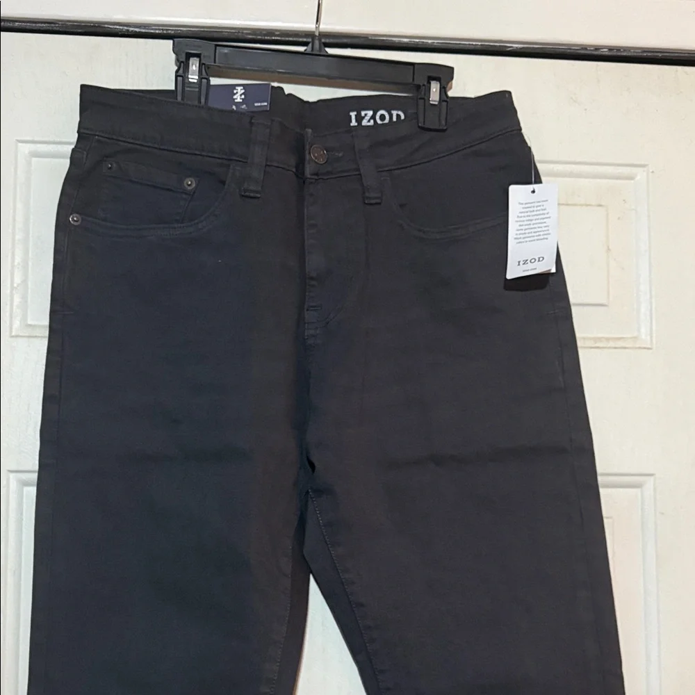 Izod Men's Dark Gray Relaxed Fit Comfort Stretch Straight Jeans 32x32 NWT